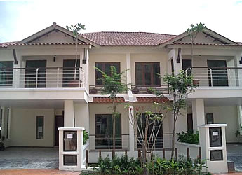 マレーシア不動産　セミ・ディタッチ住宅の写真